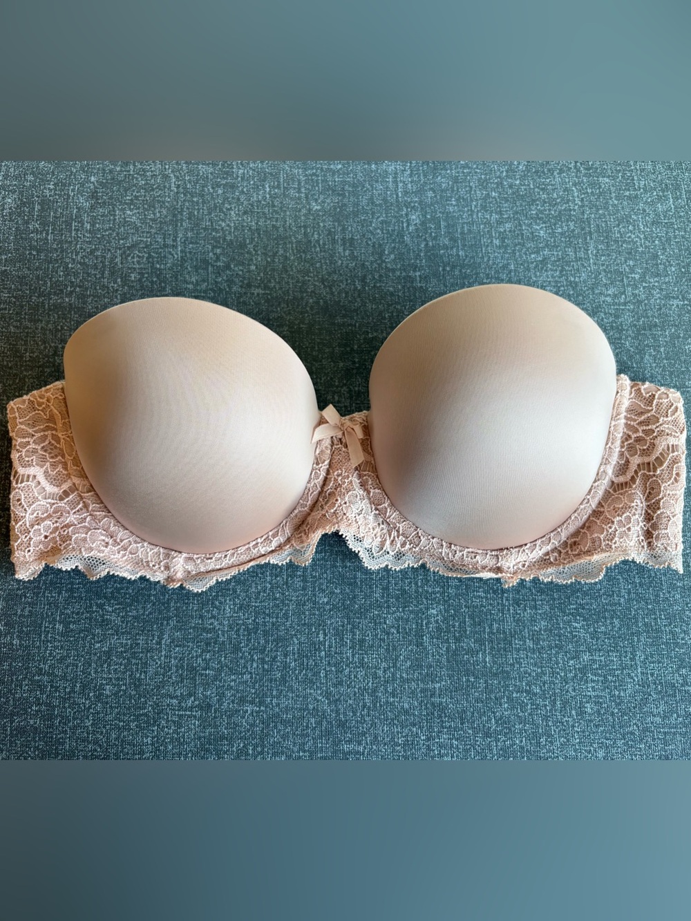 Victoria's Secret 2-Pack: Dream Angels Blush Strapless & Black Lace Push-Up, 32C
